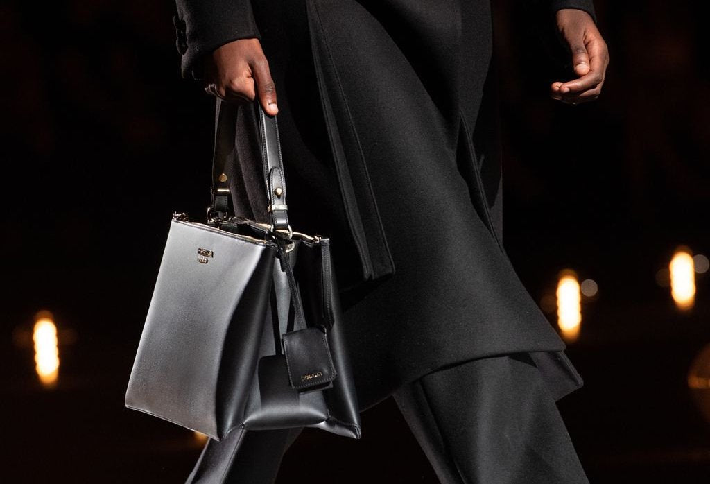 The Pros and Cons of Buying Used Luxury Bags in Dubai: A Sustainable Fashion Guide