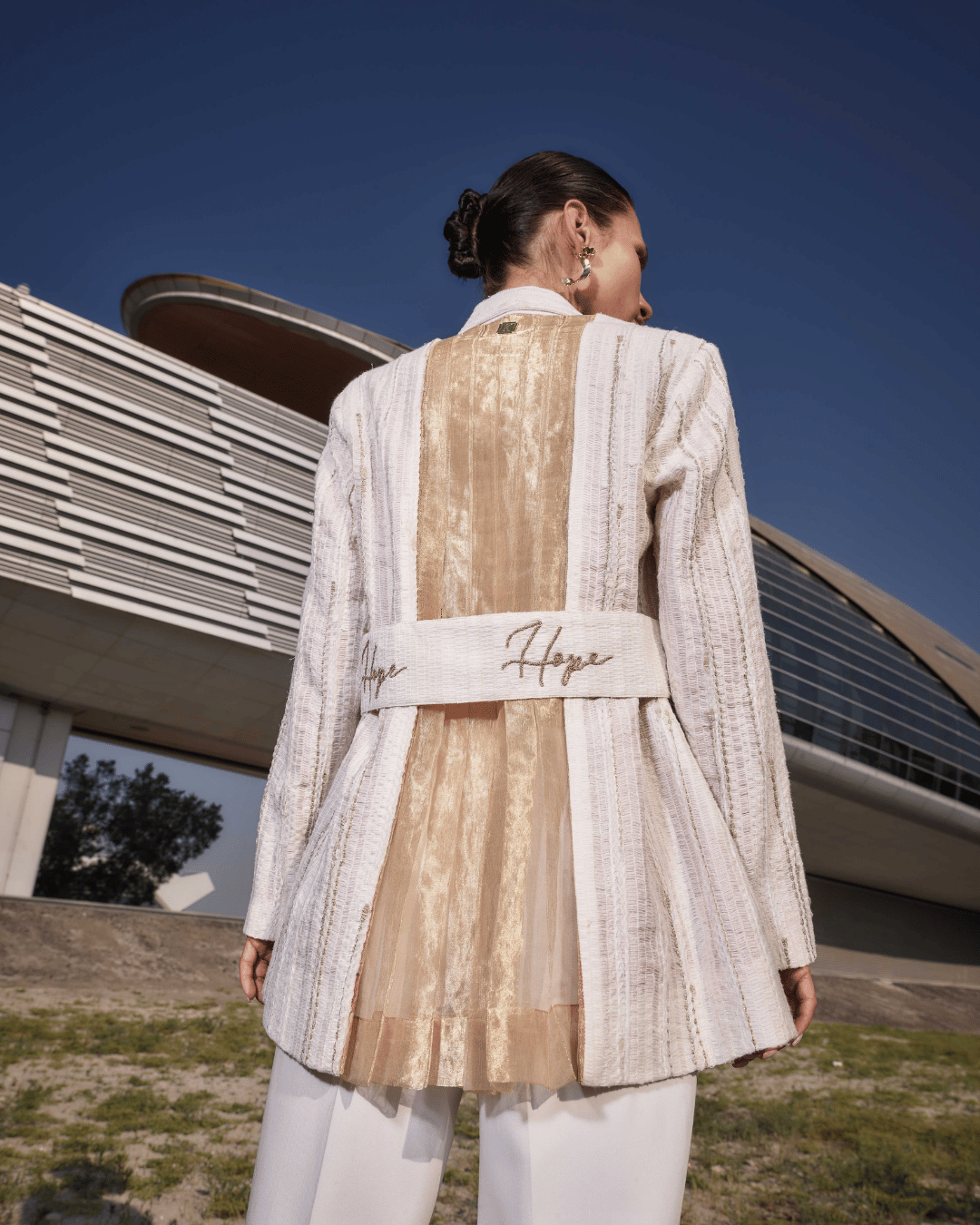 Nohreen_Coat_Luxury_Women_Wear_Meaningful_Intentional_Sustainable_Fashion_Kashesh_Global_Dubai_Leadership