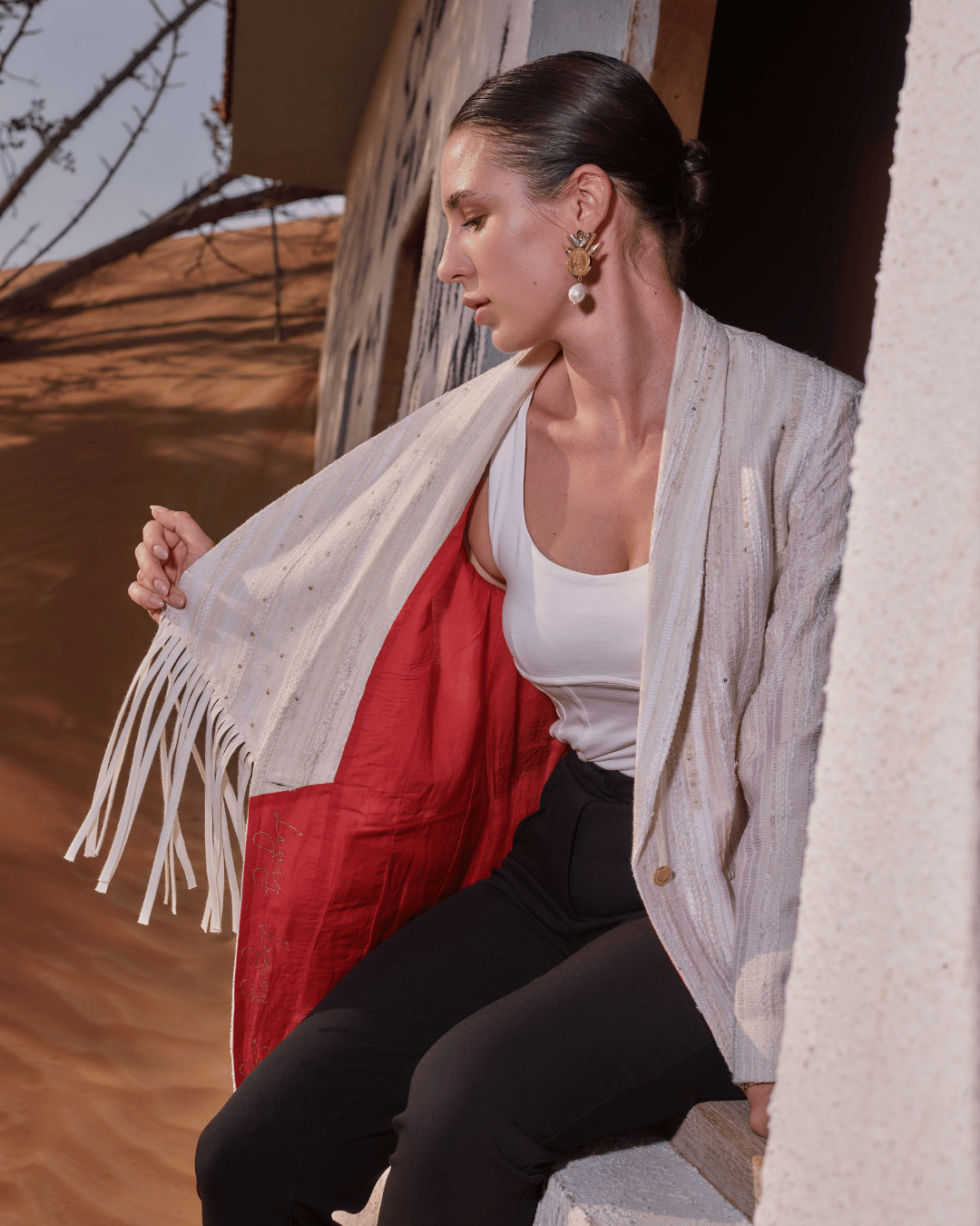 Sajuwa_Coat_Luxury_Women_Wear_Meaningful_Intentional_Sustainable_Fashion_Kashesh_Global_Dubai_Leadership