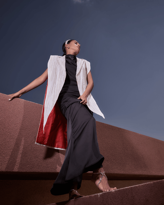 Shazia_Coat_Luxury_Women_Wear_Meaningful_Intentional_Sustainable_Fashion_Kashesh_Global_Dubai_Leadership