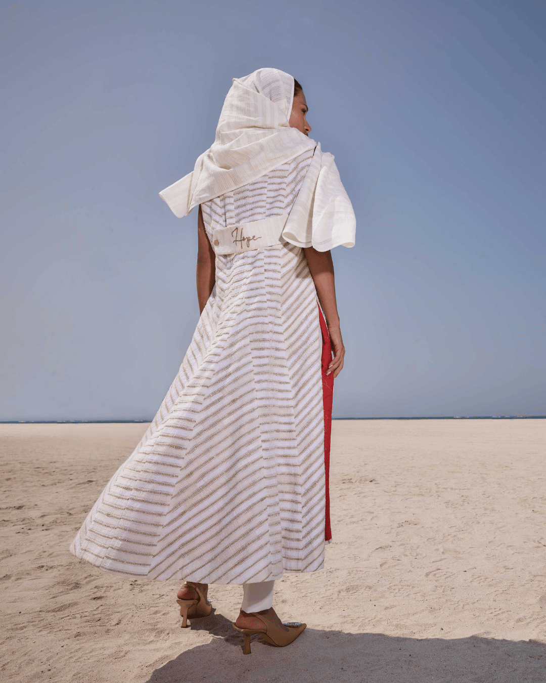 Uzma_Coat_Luxury_Women_Wear_Meaningful_Intentional_Sustainable_Fashion_Kashesh_Global_Dubai_Leadership